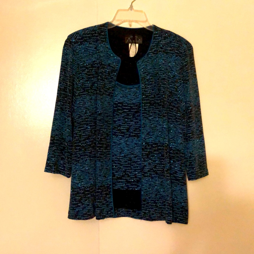 Jacket with matching shell